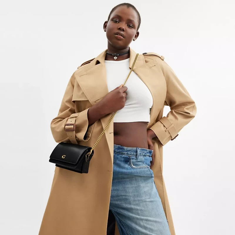 Evie Long Wallet With Chain