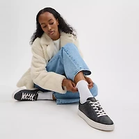 High Line Sneaker Signature Canvas