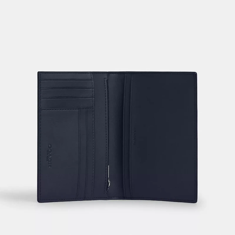 Passport Card Case In Signature Camo Print