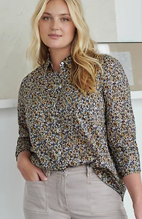 one-pocket shirred-back shirt