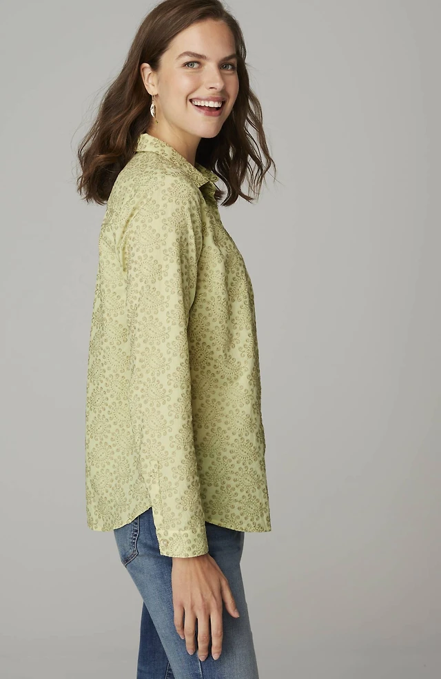 one-pocket shirred-back shirt