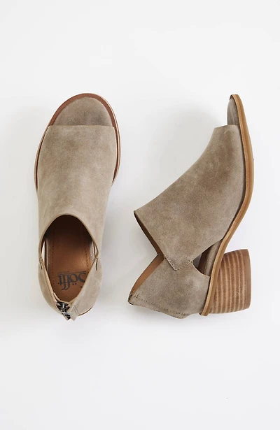 sofft® carleigh peep-toe booties