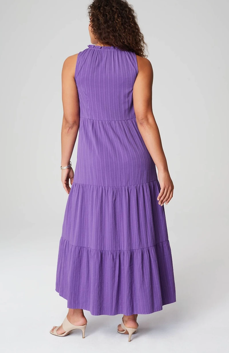 sleeveless tiered maxi dress