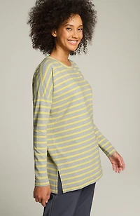 fit oversized one-pocket tunic