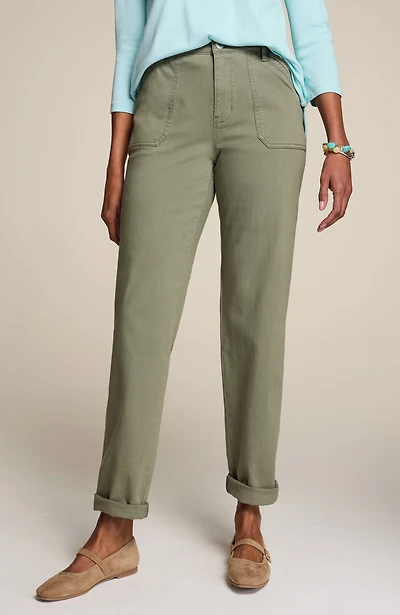 curvy-fit patch-pocket jeans