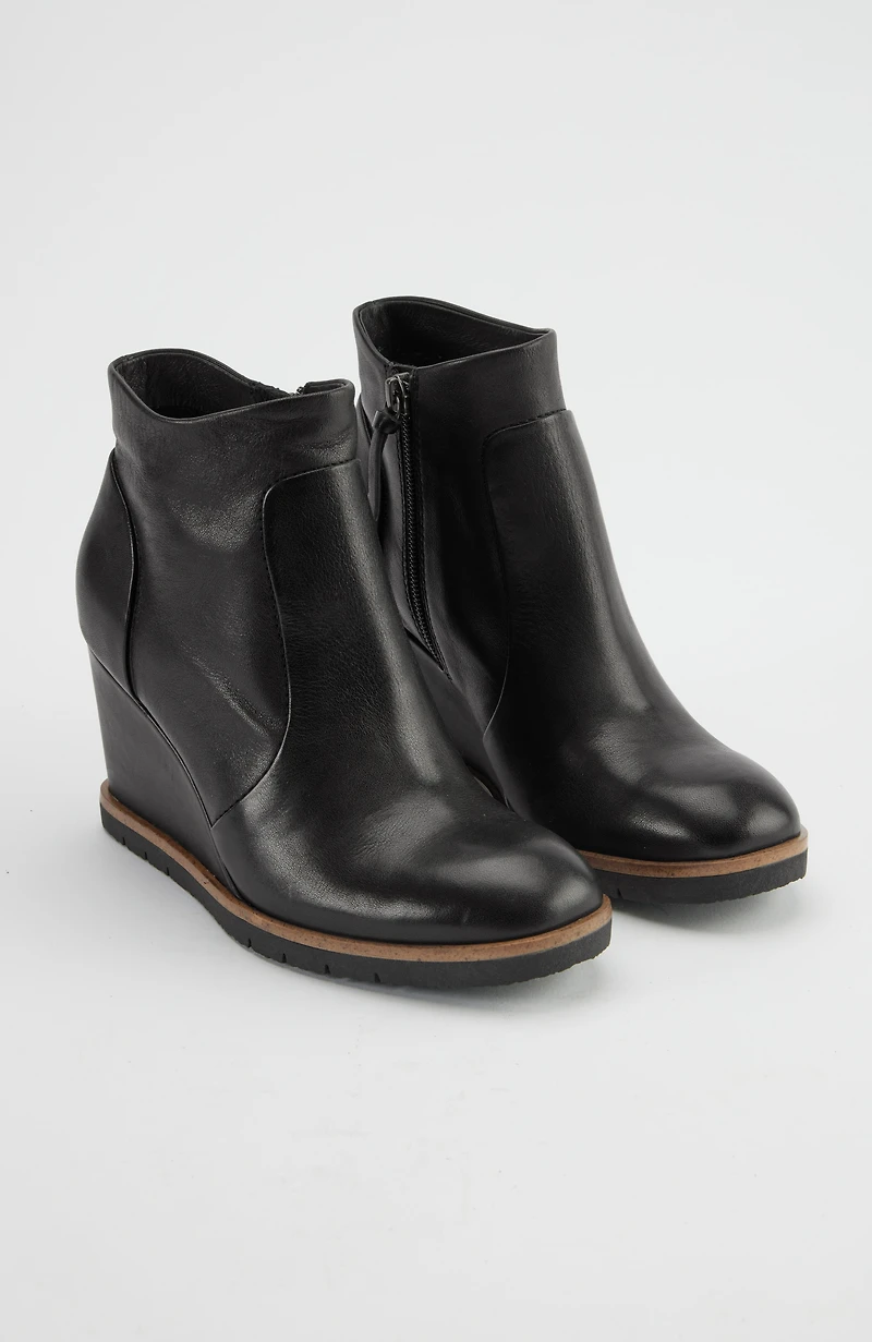 sofft® maguire booties