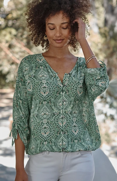 printed crinkle-textured top