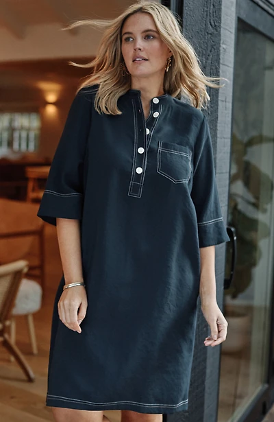 contrasting-stitch shirtdress