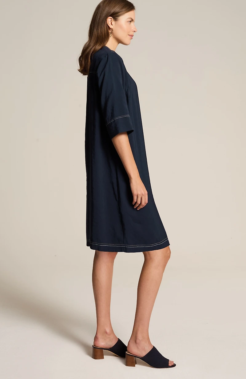 contrasting-stitch shirtdress