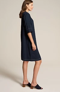 contrasting-stitch shirtdress