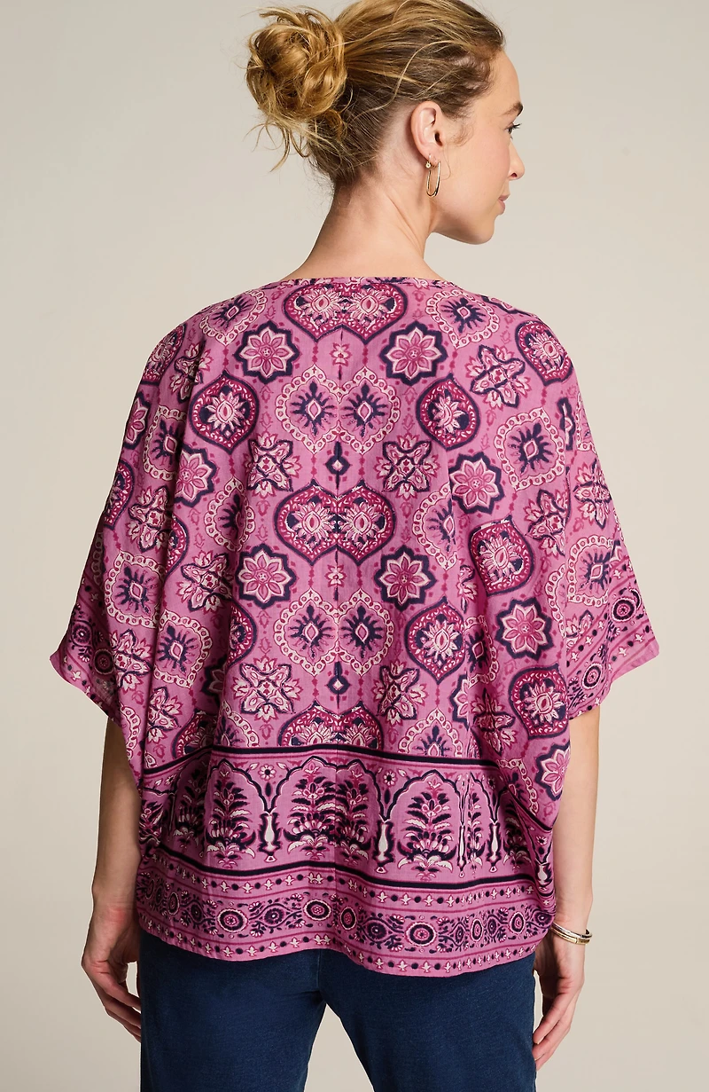 mixed-medallion v-neck poncho