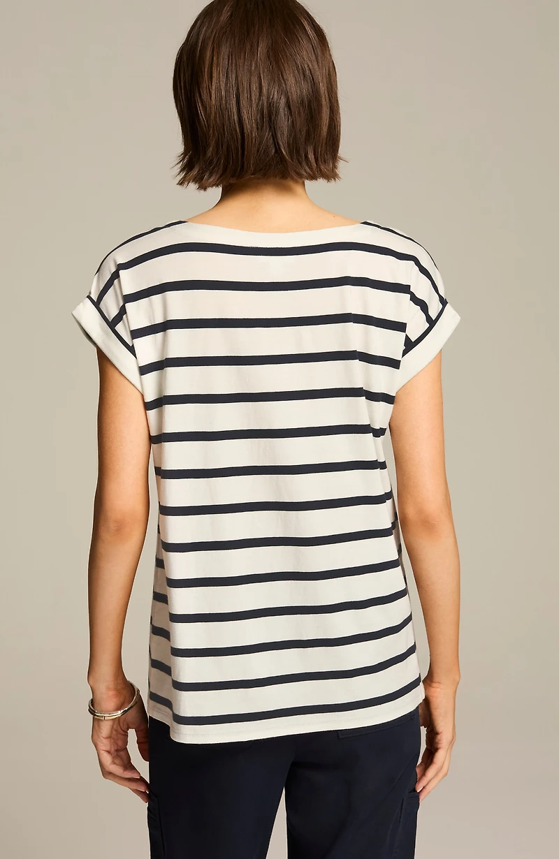 easy boat-neck tee