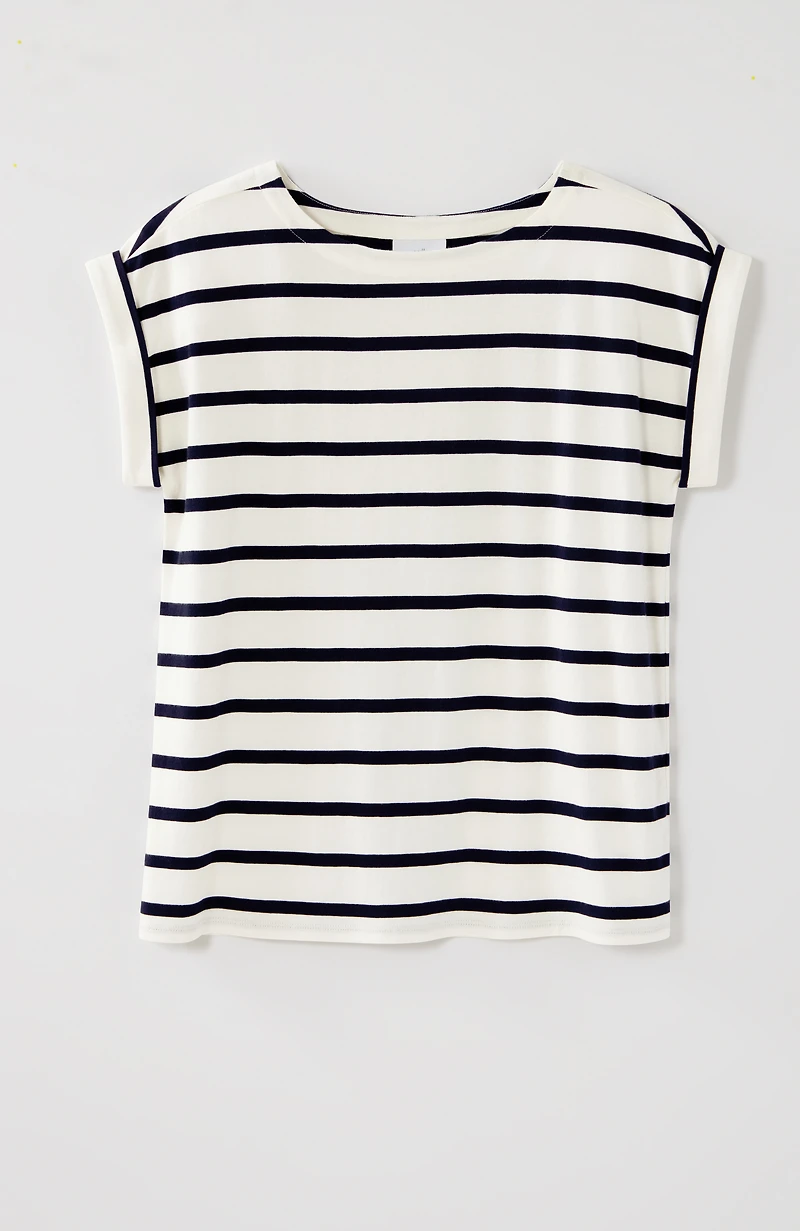 easy boat-neck tee
