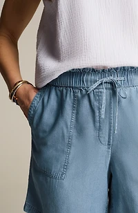 indigo tencel™ lyocell patch-pocket shorts