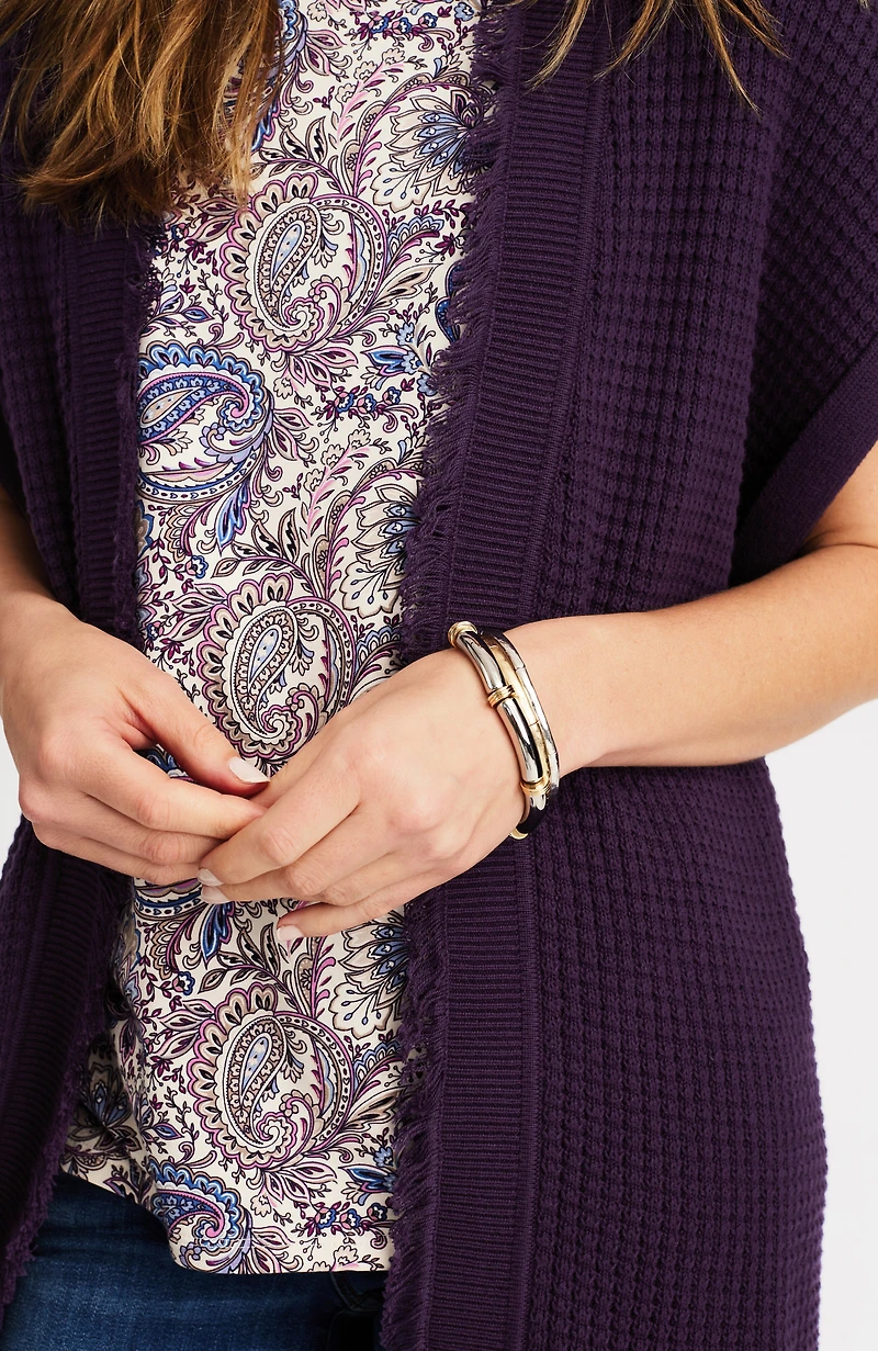 textured fringed-edge gilet