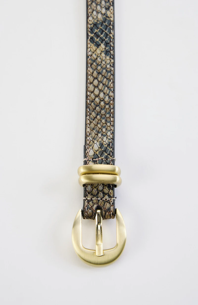 modern sculptural buckle belt