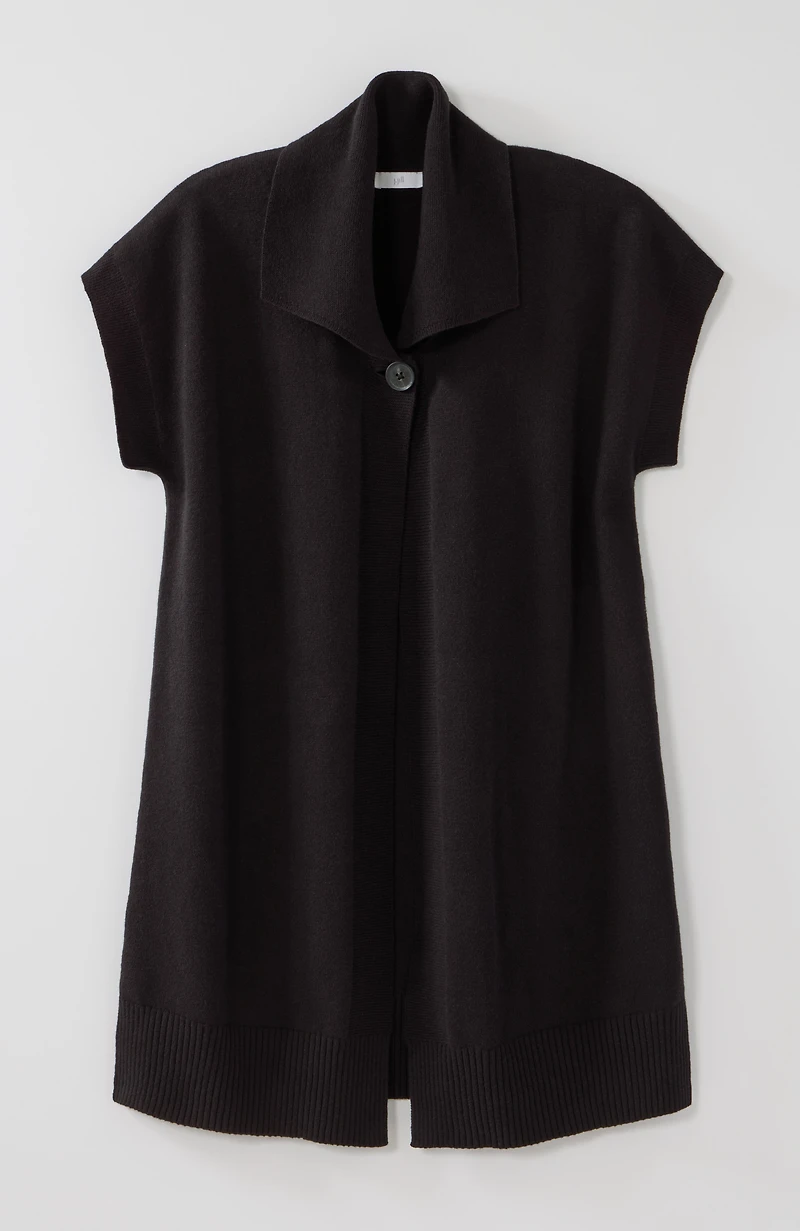 collared gilet