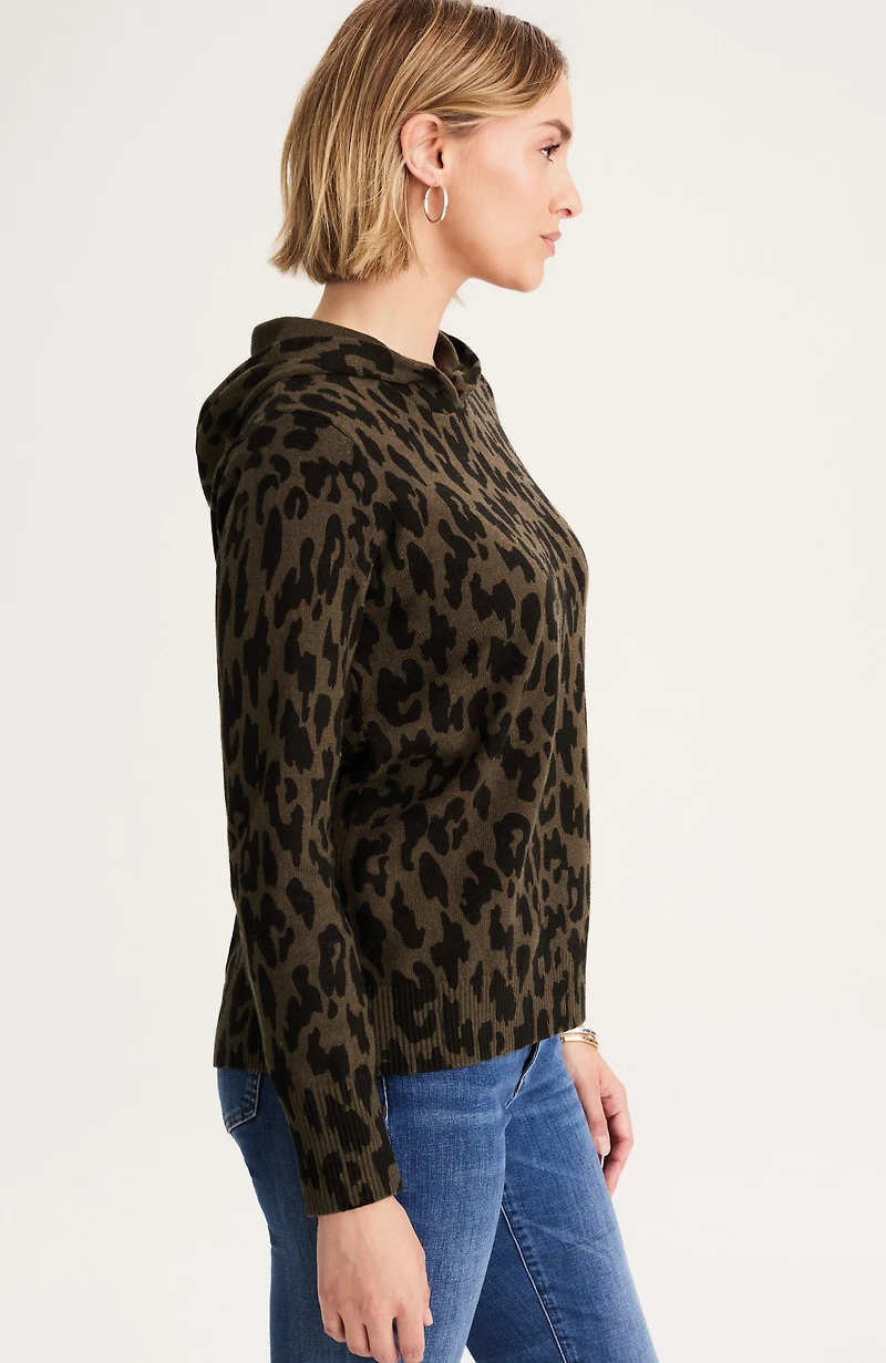 leopard-printed hoodie