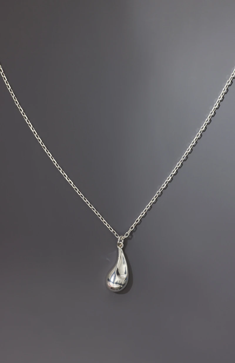sterling silver teardrop necklace