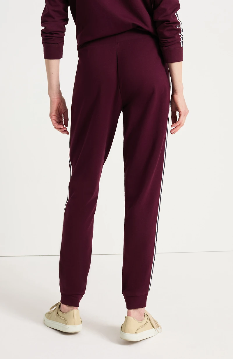 Contrast-Trim Jogger
