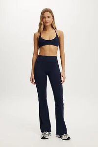 Ultra Luxe Invisible Scrunch Flare