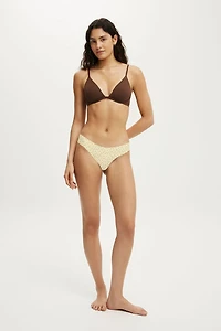 The Invisible Cheeky Brief