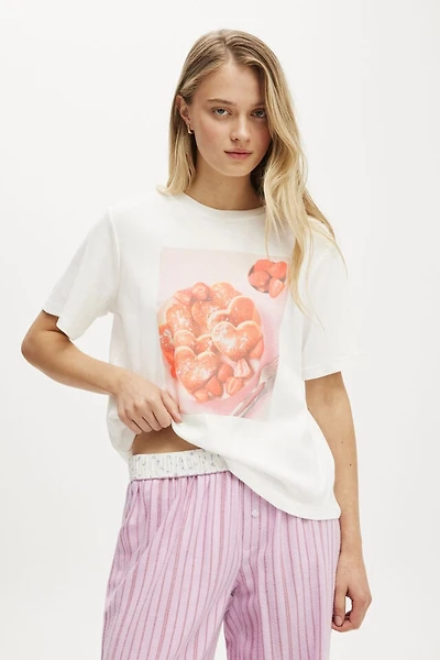 Lounge Graphic Tee