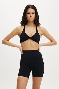 Ultra Luxe Twist Front Crop