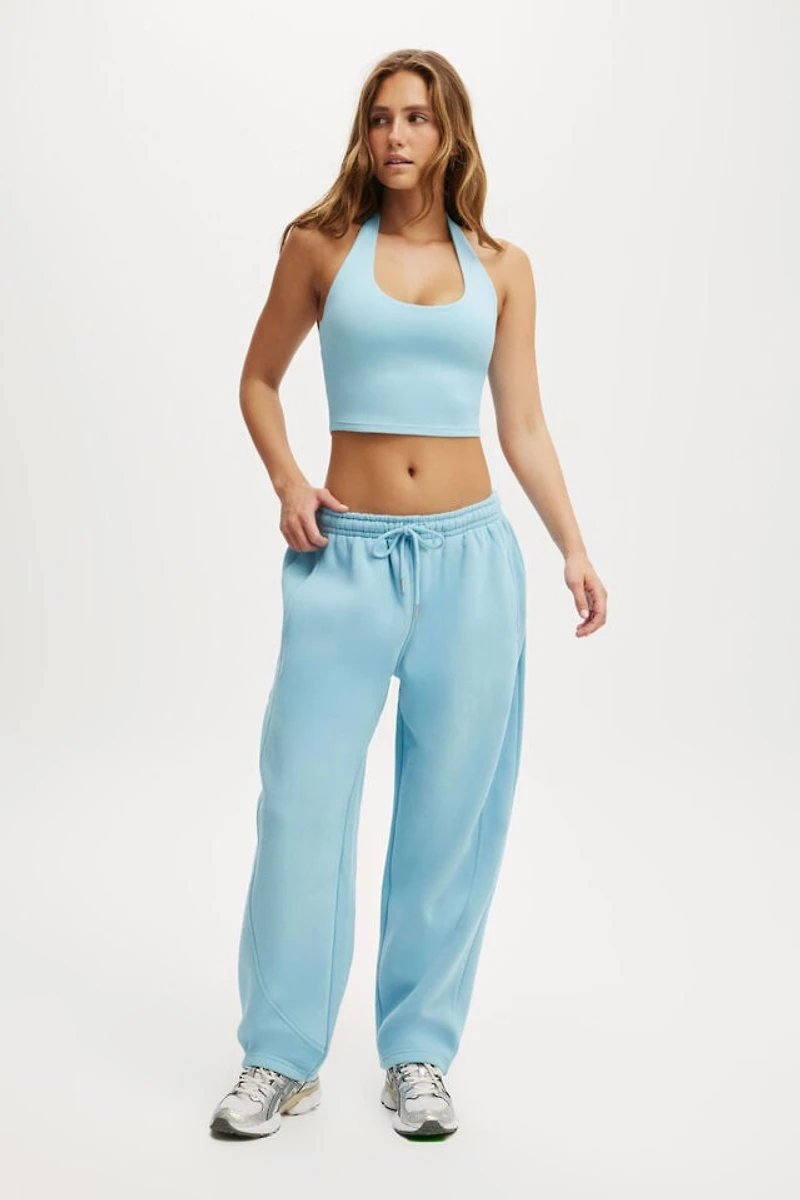 Plush Essential Barrel Sweatpant