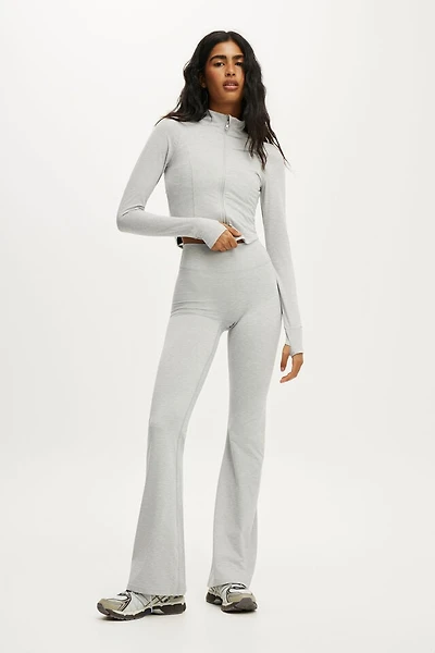 Ultra Soft Contour Flare