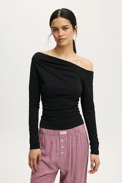 Dreamy Soft Off The Shoulder Long Sleeve
