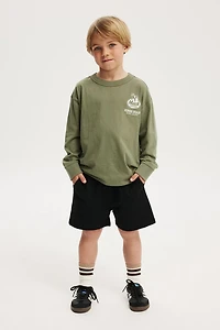 Henry Slouch Short