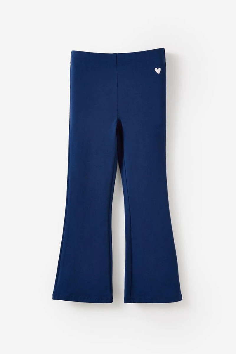 Essential Flare Legging