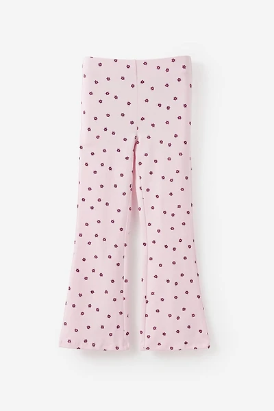 Essential Flare Legging