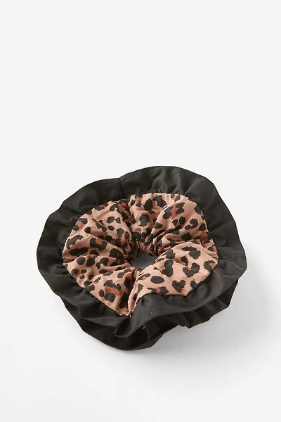 Suri Super Scrunchie