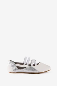 Spencer Sporty Flats