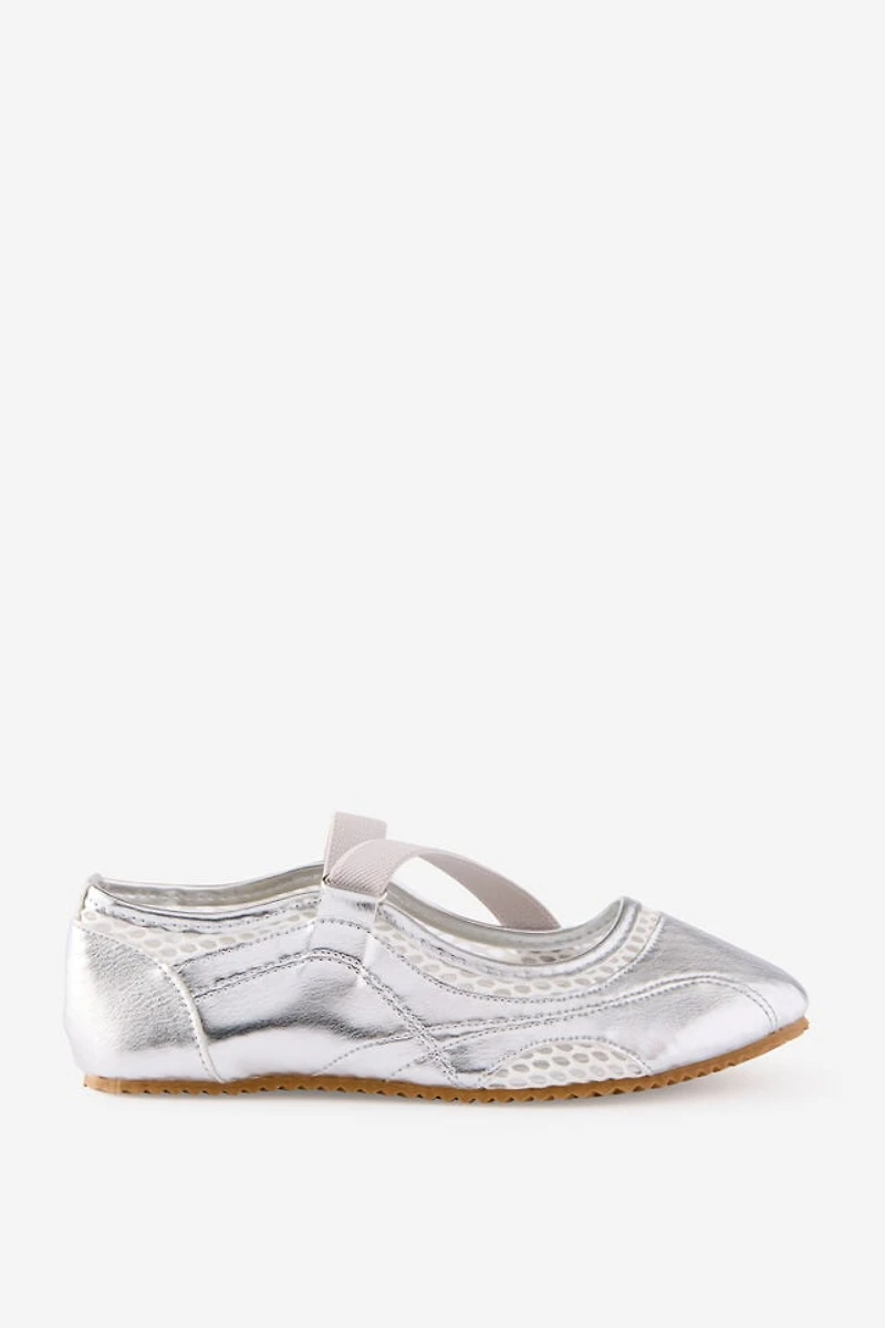 Spencer Sporty Flats