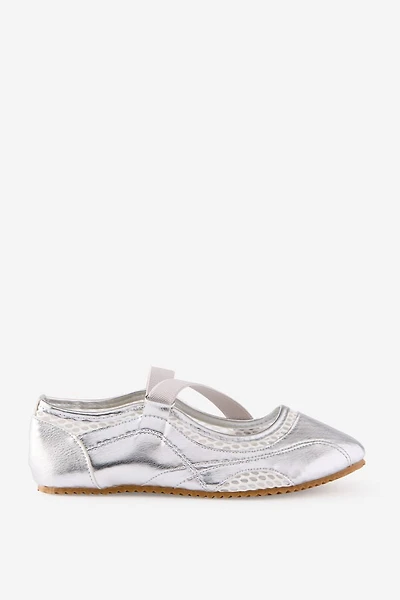 Spencer Sporty Flats