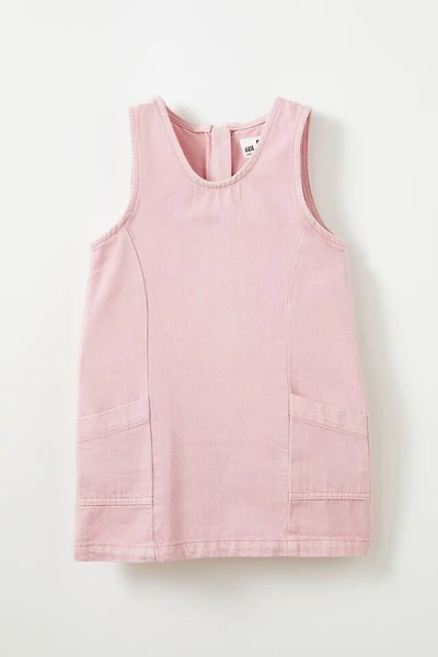 Petra Pinafore