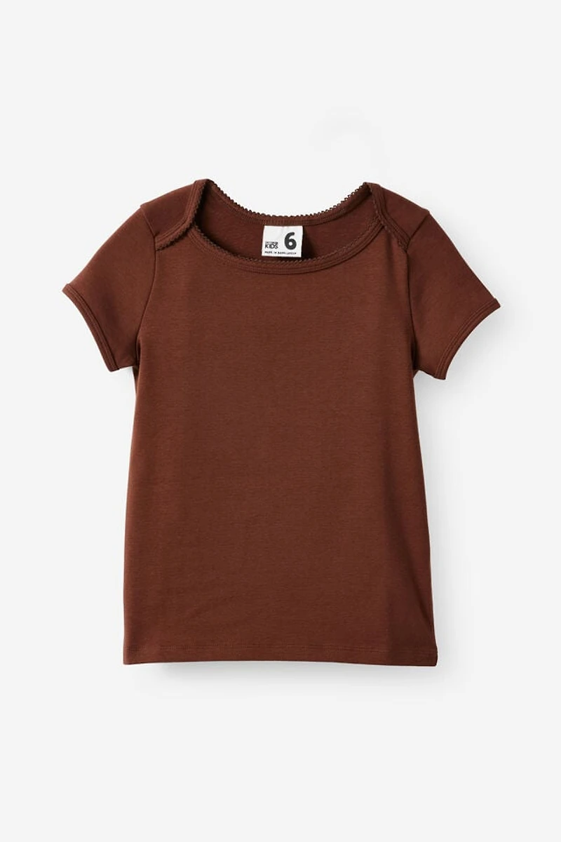 Fitted Essential Raya Square Neck Tee
