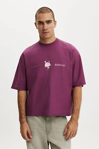 Cropped Fit FIFA T-Shirt