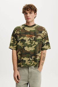 Cropped Fit Graphic T-Shirt