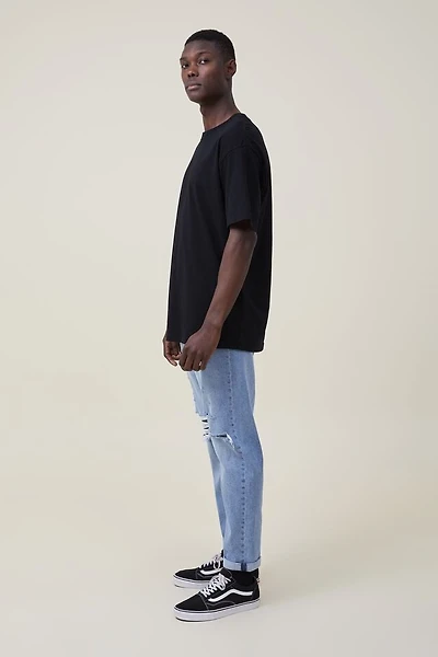 Relaxed Tapered Jean