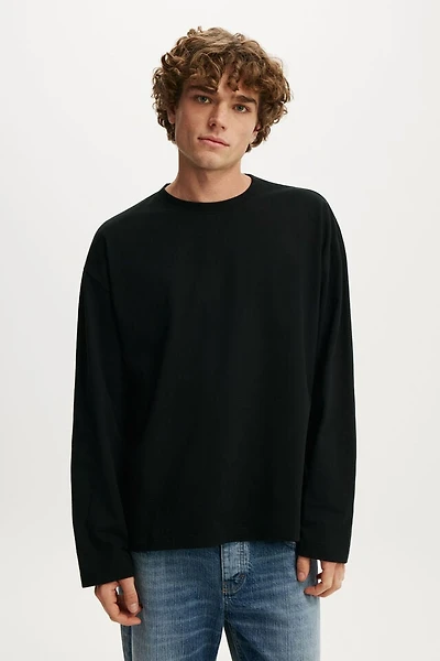 Cropped Fit Long Sleeve
