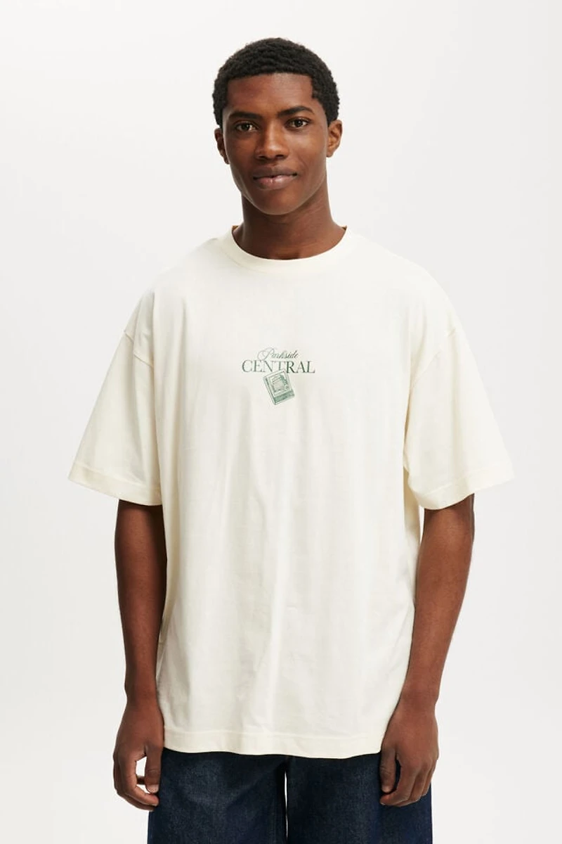Box Fit Graphic T-Shirt
