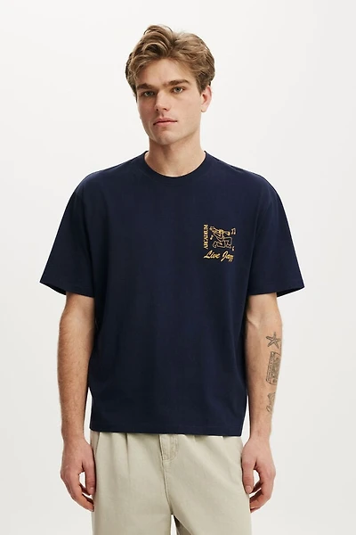 Everyday Fit Graphic T-Shirt