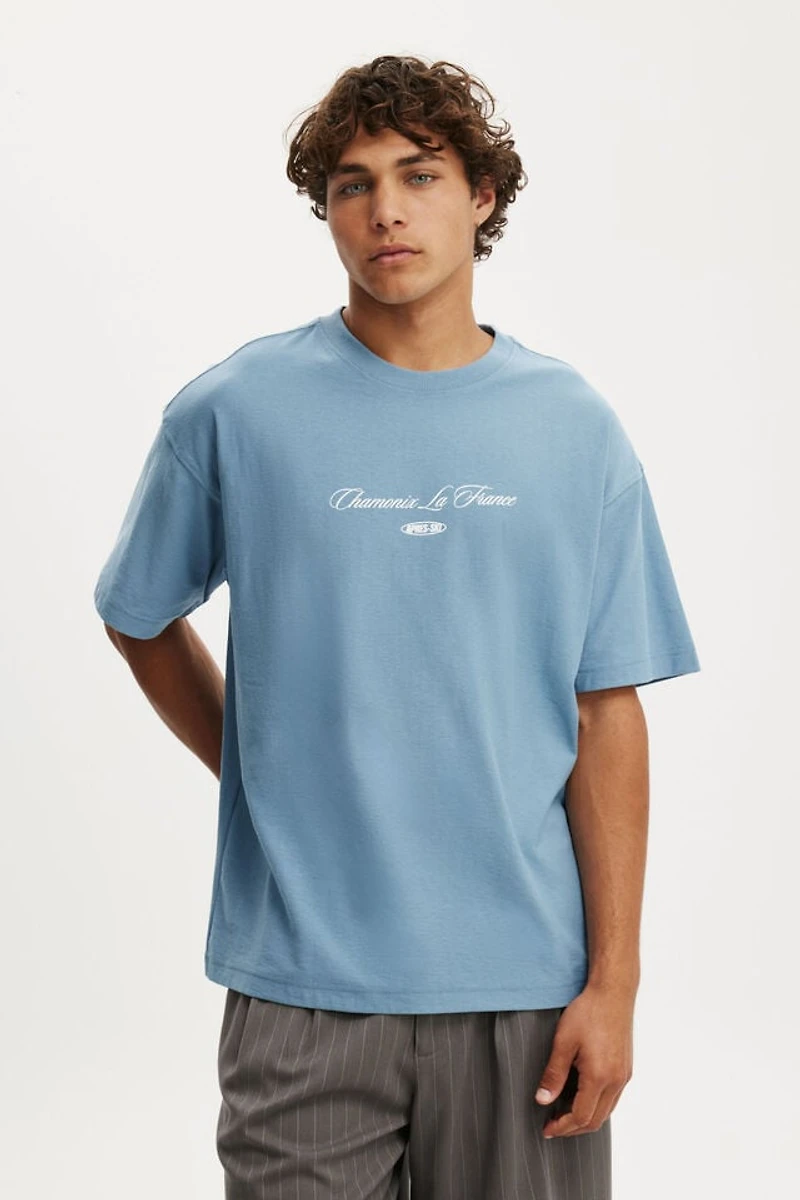 Box Fit Graphic T-Shirt