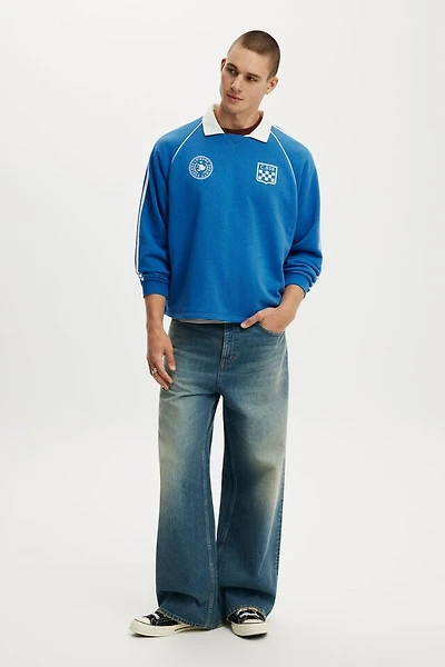 Cropped Fit Graphic Fleece Polo