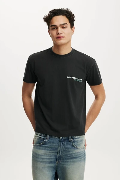 Fitted Graphic T-Shirt