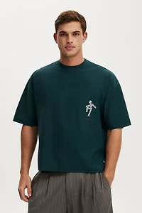 Cropped Fit FIFA T-Shirt